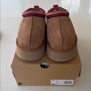 UGG Women's Tazz Brown with Red Trim